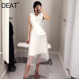 High Quality autumn Fashion Black White Sleeveless Notched Stitching Mesh Hemline Women's Unique Dress YC590 210421