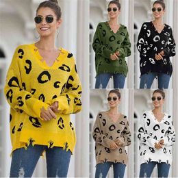 Leopard Print Women's Sweater Autumn Fashion V-Neck Long Sleeve Perforated Loose Casual Bat Pullover Top Plus Size 210522