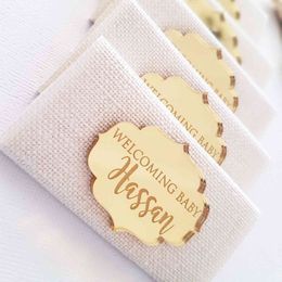 24x Personalised Chocolate Bars Favours Baby Name Gold Mirror Custom Baby Shower Plaque Tags Decor Baby Baptism Wedding Supplies 210408