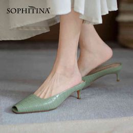 SOPHITINA Leisure Women's Slippers Fish Mouth Low Heel Pattern Shoes Fashion Premium Leather Summer Ladies Shoes AO232 210513