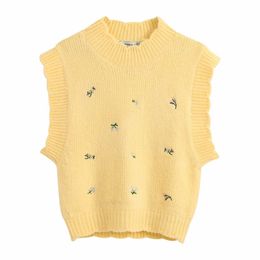 Stylish Sweet Floral Embroidery Yellow Sleeveless Sweater Women Fashion O-Neck Pullovers Casual Girls Chic Jumpers 210520