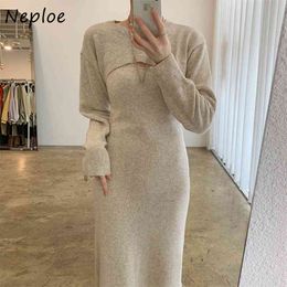 Solid Colour Suit Chic All-match Loose Short Knit Capes + Sexy Split Camis Dress Women Fashion 2 Piece Set 210422