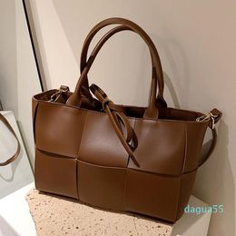 Evening Bags Large Weave Tote Bag 2021 Winter High-quality PU Leather Women's Designer Handbag High Capacity Shoulder