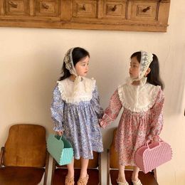 2021 Spring New Korean Style Baby Girls Cotton Lace Patchwork Princess Dresses Toddlers Kids Long Sleeve Floral Printed Dress Q0716