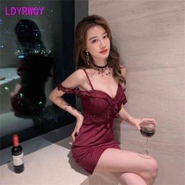 Wine red slim lace sexy dress Polyester Office Lady Sheath Knee-Length Zippers Solid 210416