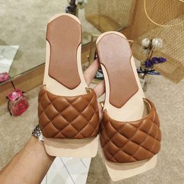 top quality Casual Shoes Classic electric embroidered flat slippers women sandals Fashion Designers Slides Flip Flops slipper real Sheepskin leather face womens S