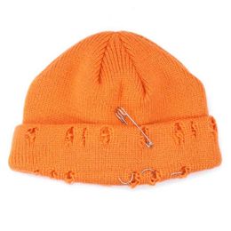 2021 Trendy Metal Ring Beanie Hat for Women Men Harajuku Winter Knitted Hat Hip Hop Hole Skullies Cap Warm Skateboarding Ski Cap Y21111