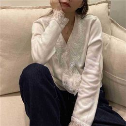 Fashion V-Neck Pullovers Lace Warm Spring Retro Elegant Knitwear Causal Gentle Loose Sweater Tops 210525