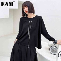 [EAM] Women Black Big Size Chain Casual T-shirt Round Neck Three Quarter Sleeve Fashion Spring Summer 1DD6552 210512