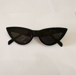 Klassische schwarze graue Katzenauge -Sonnenbrille für Frauen 40019 Sonnenbrillen Mode Sonnenbrille Gafas de Sol mit Box