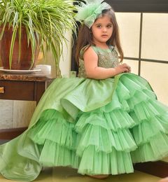 2021 Beaded Lace Flower Girl Dresses Ball Gown Satin Tiers Lilttle Kids Birthday Pageant Weddding Gowns