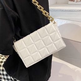 Handbags Women Casual Quilted Tote for Luxury Leather Shoulder Thick Chain Crossbod Ladys Sewing Thread Pattern Messenger Bag