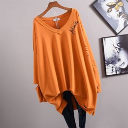 Autumn New Korean Women Personality Hole Loose V-neck Long-sleeved T-shirt Mid-length Plus Size Casual Tops 210401