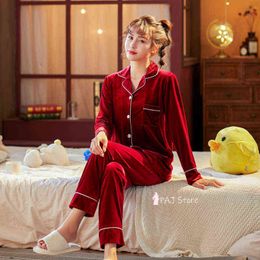 Plus Size 5XL Autumn Winter Warm Pyjama Set Women Pyjamas Deep Gold Velvet Homewear Pijama mujer Elegant sleepwear 211109