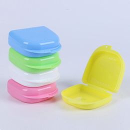 mix Colours dental retainer cases container plastic storage box for dental accessories from China