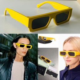 Mens Womens OFF Sunglasses OMRI006 Fashion Classic Rectangular Black Frame Mirror Legs Double Arrow Travel Vacation FF Glasses UV Protection Belt Box