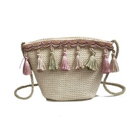 HBP Non-Brand Straw tassel ethnic woven Bucket Summer Harajuku style One Shoulder Messenger Bag sport.0018