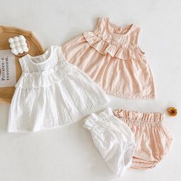 Summer Baby Outfits Clothes Set born Sleeveless Agaric Top and Lantern Bread of Pants Infant Girls Clothing 210429