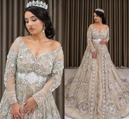 Princesa cuentas de plata Vestidos de novia 2022 de manga larga lujo Marroquí Kaftan Medio Oriente Novia Vestido de boda Vestidos