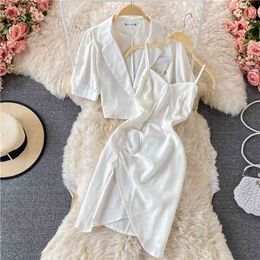 Sexy Women's Two Piece Set White Black Short Sleeved Coat + Spaghetti Strap Sleeveless Slim Irregular Mini Dress Suits 210603