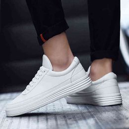 Men Sneakers Soft Leather Casual Shoes Fashion Mens Brand Sneakers High Quality Men's White Shoes Black A015 H1115