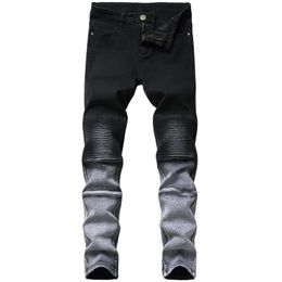 Jeans da uomo Pantaloni da moto pieghettati di alta qualità di marca di tendenza dei piedi neri sottili elasticizzati da uomo