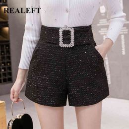 Autumn Winter Woollen Women Shorts Diamond Button High Waist Vintage Wide Leg Short Female Party Trousers Pocket 210428