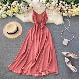 Seaside Holiday V-neck Halter Sleeveless High Waist Slimming Split Dress Women Fashion Solid Colour Vestidos N420 210527