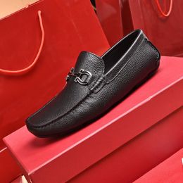 Neue Mens Fashion Casual Loafers Echtes Leder Slip On Wohnungen Männer Marke Designer Hochzeit Business Kleid Fahren Schuhe Größe 38-46