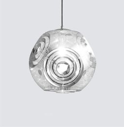 Pendant Lamps Postmodern Minimalist Creative Stainless Steel Space Planet Chandelier Romantic Rose Metal Dining Model Room Lamp