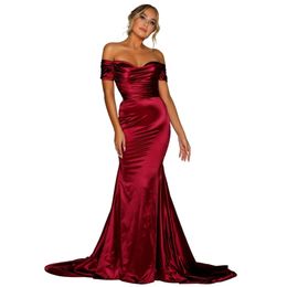 Burgundy Off the Shoulder Maxi Dress Evening Party Long Stretch Satin Slash Neck Elegant Floor Length Gown 210331