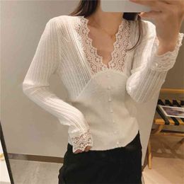 Fashion V-Neck Lace Sweaters Streetwear High Quality Women Warm Retro Elegance Chic Sexy Slim Pullovers Tops 210525