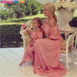 mother daughter dresses family matching outfits crew blue off shoulder behemian ankle-length mommy and me kids girls clothing 210713