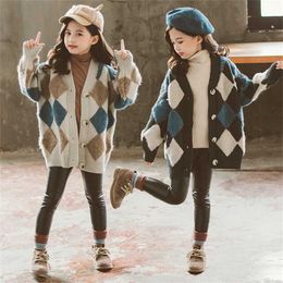 Children'S Girls Sweaters Autumn And Winter Korean Plaid Knitted Cardigan Big Kids European and American Diamond Jacket 211106