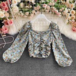 Spring Autumn Temperament Square Neck Floral Chiffon Shirt Women's Puff Sleeve Pleated Slim High Waist Short Crop Top UK937 210506