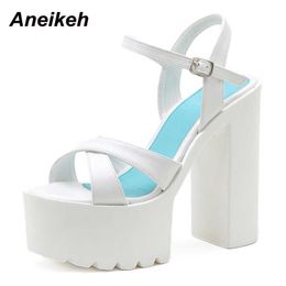 Anekeikh Verano Femmes Chaussure Fashion British Style Platform Solid Women Shoes Square Talón Sandalias Casuales 34-40 210615
