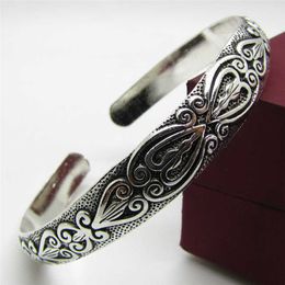 Retro Boho Wristband Carve Heart Thai Brand Bangles Bracelet Black Bracelet Men Women Fashion Jewelry X0706