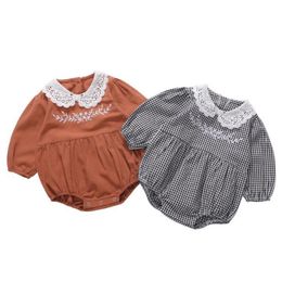 Infant Baby Rompers Girls Grid Long Sleeve Flower Embroidery Clothes Spring Autumn 210429