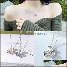 Pendant Necklaces & Pendants Jewelry Lucky Grass Necklace, Female Diamond, Clavicle, Simple Personality, Tiktok, Light And Luxurious. Drop D
