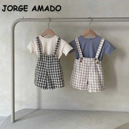 Korean Style Summer Kids Girls Boys 2-pcs Sets Letter T-shirt + Plaid Sling Overalls Children Casual Clothes E504 210610