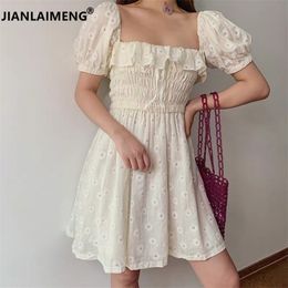 Sexy Ruffles Women Puffed Sleeves Dress Square Neck Bow Slim Waist Floral Dresses New Summer Girls Princess Pleated Dresses 210409