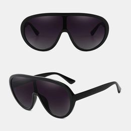 Unisex One-piece Lens Large Full Frame UV Protection Sunshade Fashion Sunglasses