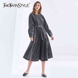 TWOTWINSTYLE Casual Elegant Solid Dress For Women O Neck Long Sleeve High Waist Lace Up Bowknot Denim Dresses Female Fashion 210517