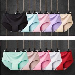 5PCS lot Seamless Underwear Women Sexy Panties Comfort Lady Lingerie Ice Silk Mid-Waist Underpants Soft Briefs set 211021