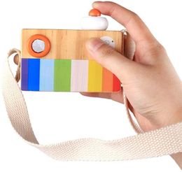 Cartoon Mini Wooden Camera Toy with Multi-Prism Kaleidoscope Pictures Lens Portable