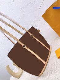 Luxury spring and Autumn woman girl shoulder bag street cross-body shopping handbag fashion classic print true leather