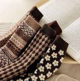 Women Winter Socks Warm Thick Soft Wool Cosy Crew Knitted Hosiery Fashionable Christmas Gift Geometric