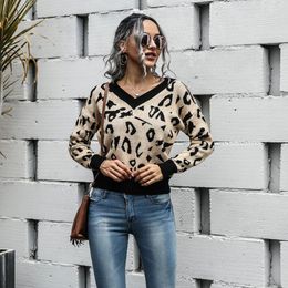 New Fashion Leopard Sweater V-neck Long Sleeve Pullover Top Outfits Lady Casual Soft Elastic Knitted Jumper for Women Sexy 210412