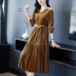 Casual Dresses Women Autumn Long Sleeve Loose Dress Solid Velvet Vintage Vestido Ruffles Party Robe