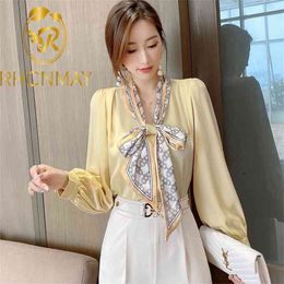 V-neck fashion women's long sleeve bowknot bubble Korean version shirt with silk scarf spring 210506